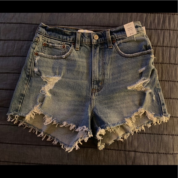 a&f curve love shorts